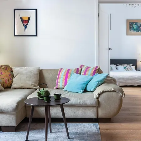 Grand Theatre Premium Apartment. Super Central. Apartament *
