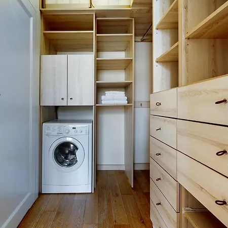 Grand Theatre Premium Apartment. Super Central. Apartment