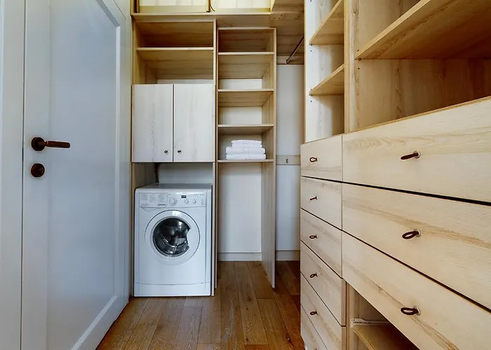 Grand Theatre Premium Apartment. Super Central. Apartment