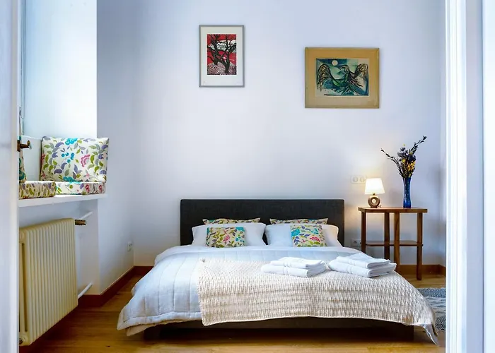 Grand Theatre Premium Apartment. Super Central. Apartment *